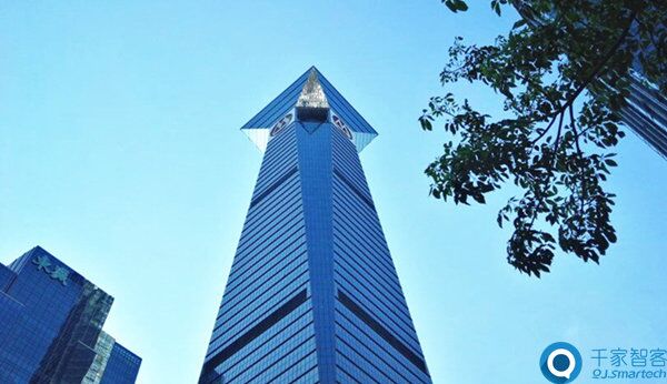 护盘失败?腾讯跌破300港元大关 利空消息不断