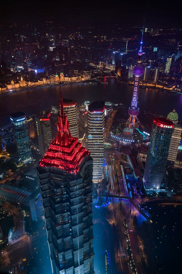 昕诺飞助力浦东滨江景观照明改造,促进上海夜